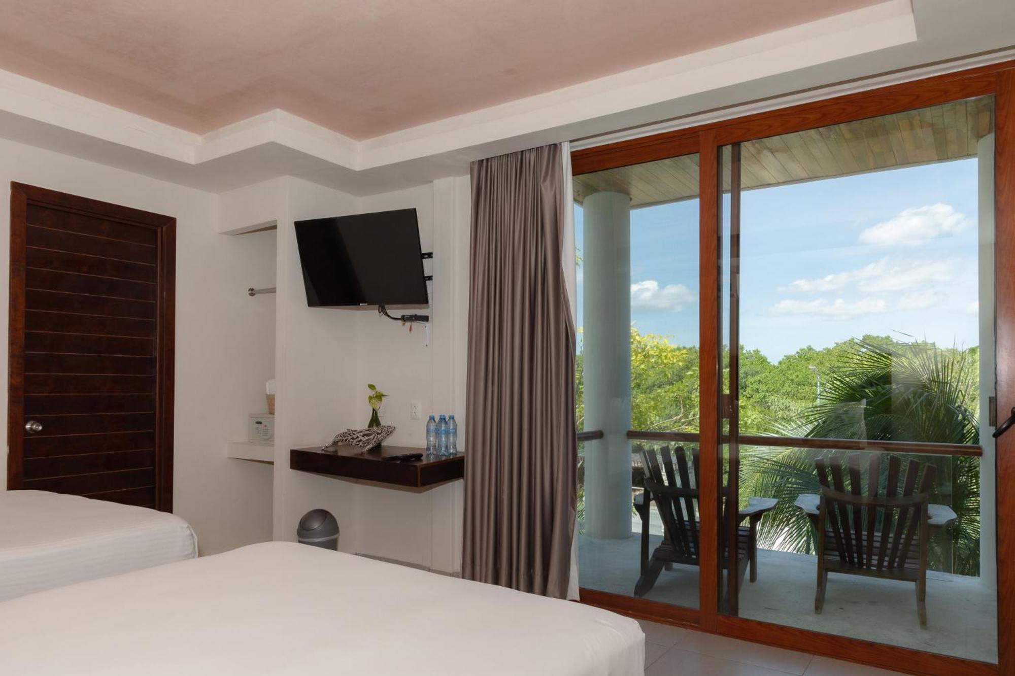 Aquastar Hotel & Apartments Mahahual Ngoại thất bức ảnh